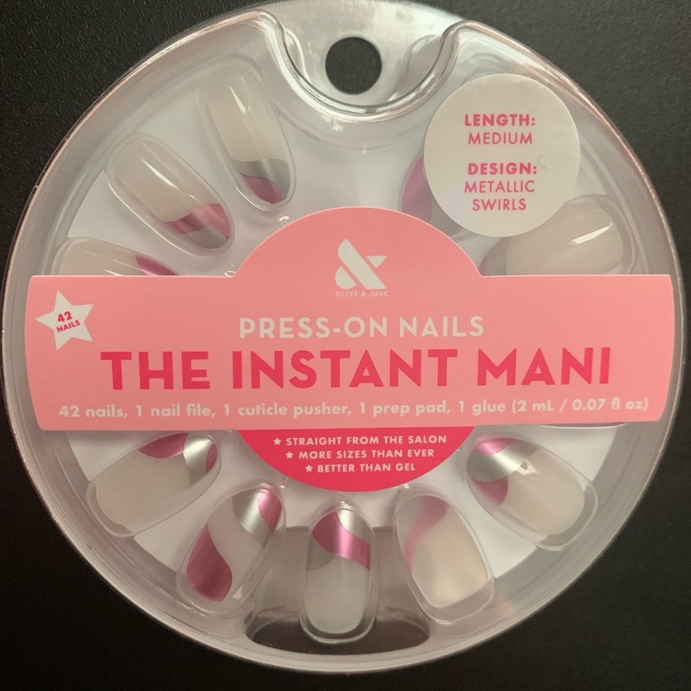 Olive & June ~ The Instant Mani ~ Press Ons
